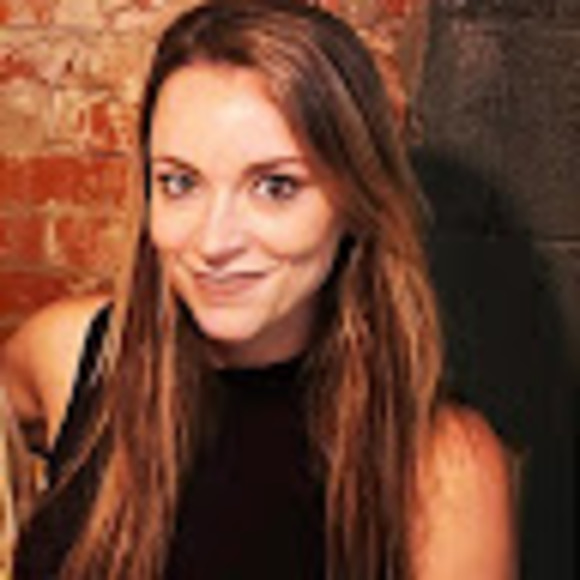 Meet your Posher, Kat - Picture 1 of 1